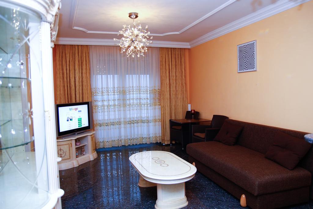Club 218 Wellness Petra Apartman Siófok Zewnętrze zdjęcie