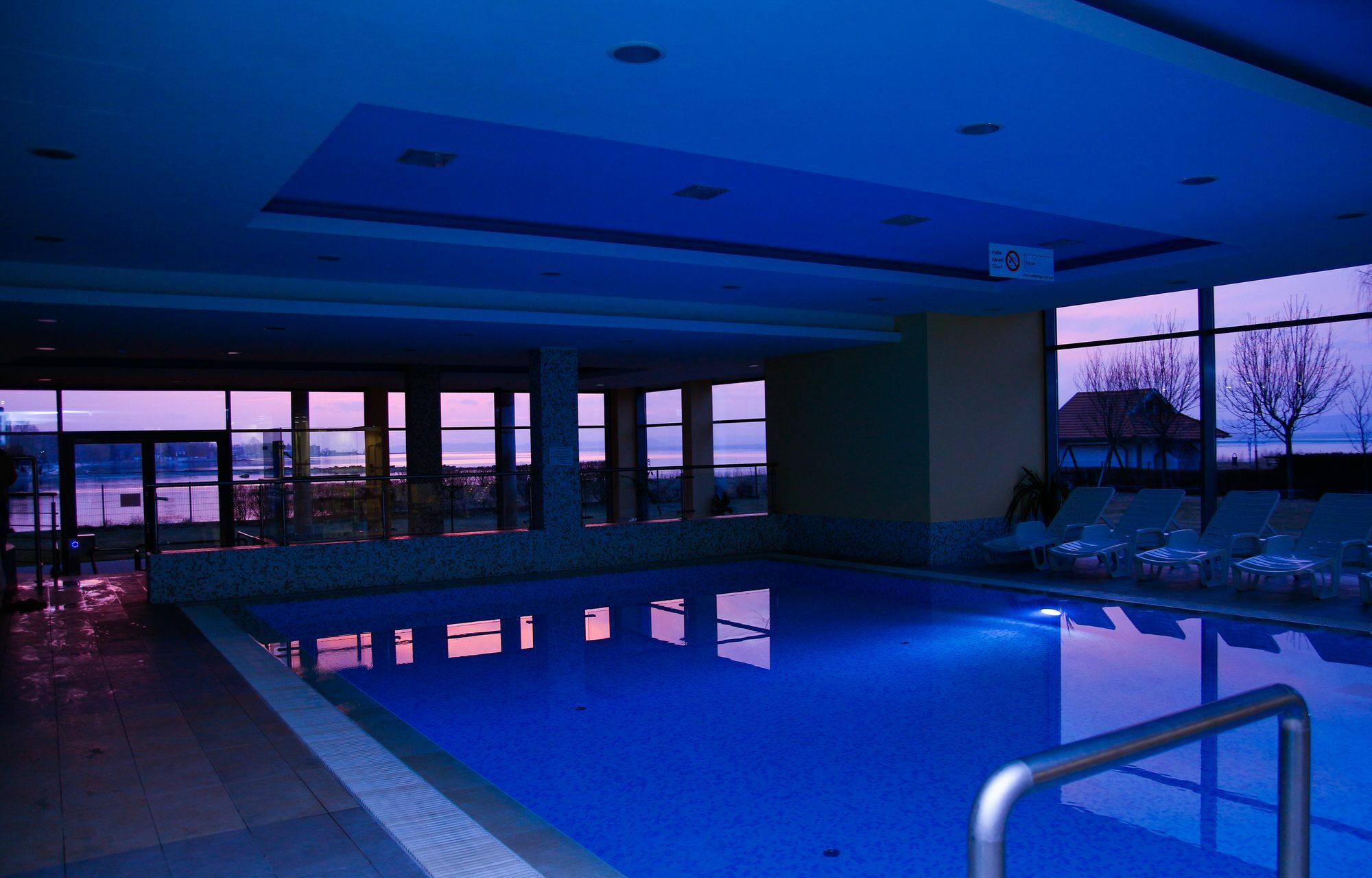 Club 218 Wellness Petra Apartman Siófok Zewnętrze zdjęcie